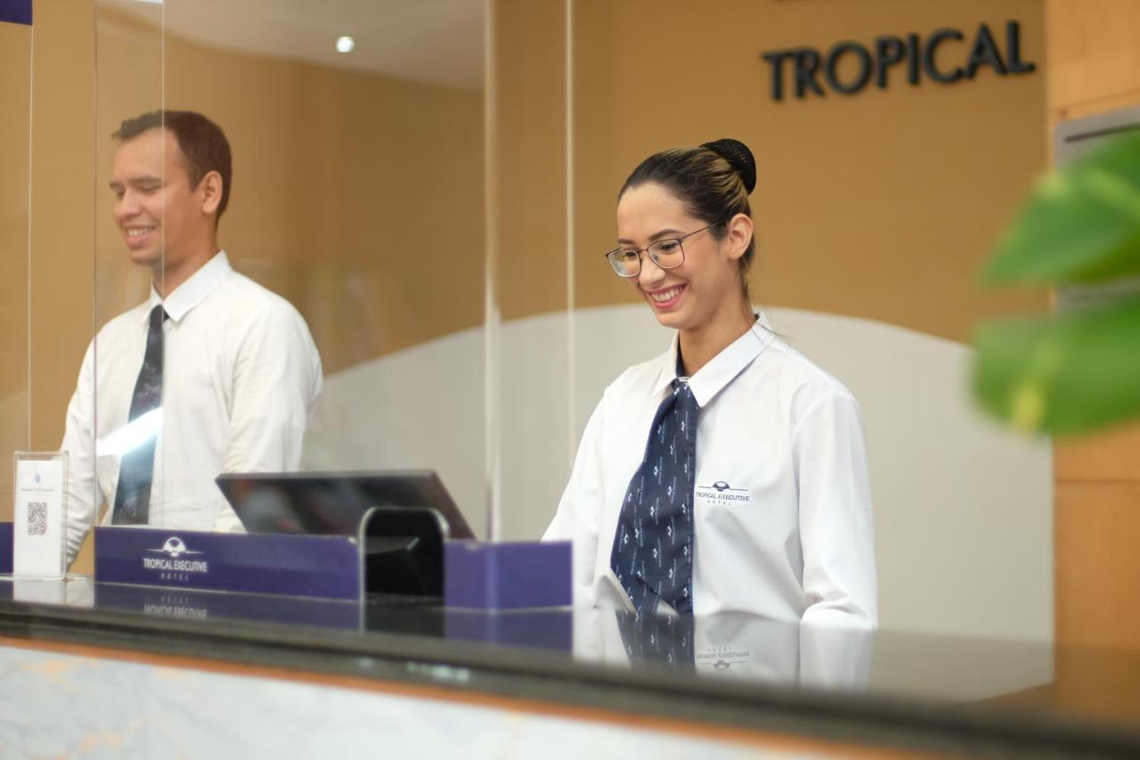 Tropical Executive Hotel Манаус Екстериор снимка