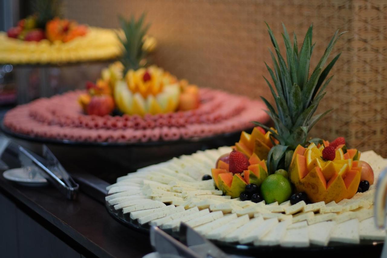 Tropical Executive Hotel Манаус Екстериор снимка
